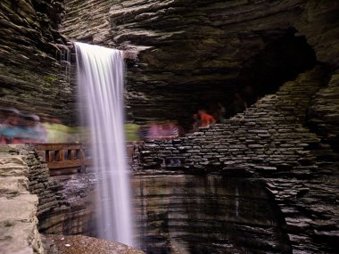 Cascade Mağarası Watkins Glen Eyalet Parkı