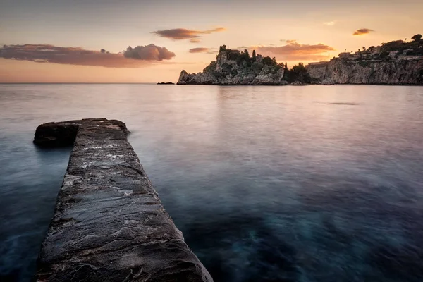 Bu güzel adaya getirmek