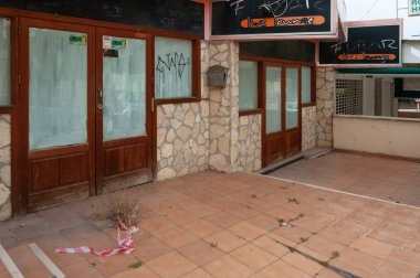 Magaluf, Balear Adaları / İspanya; Mayıs / 15 / 2020: Coronavirus krizi nedeniyle turizm işletmesi kapatıldı.