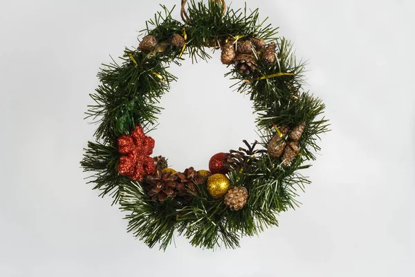 Renkli Noel süsleri