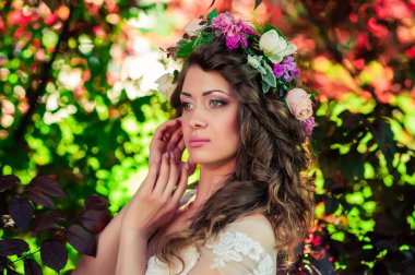 Düğün saç modeli ve Gelin Makyaj