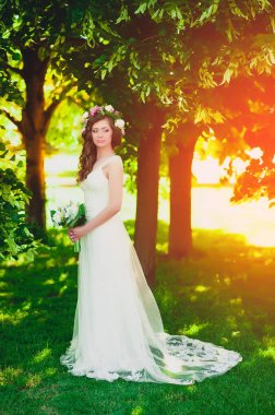 Gelin portresi-pahalı bir gelinlik gelin