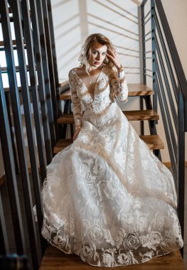 İç stüdyo kapalı bir gelinlik Gelin