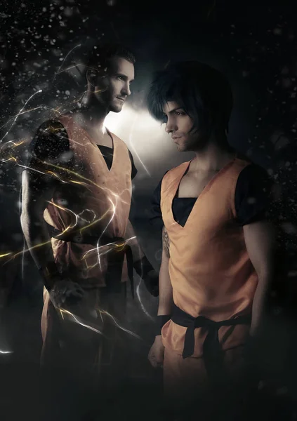 Twee superhelden draagt een oranje kimono — Stockfoto