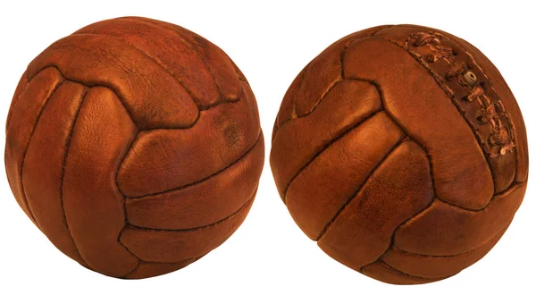 Oud bruin lederen bal voor volleybal — Stockfoto