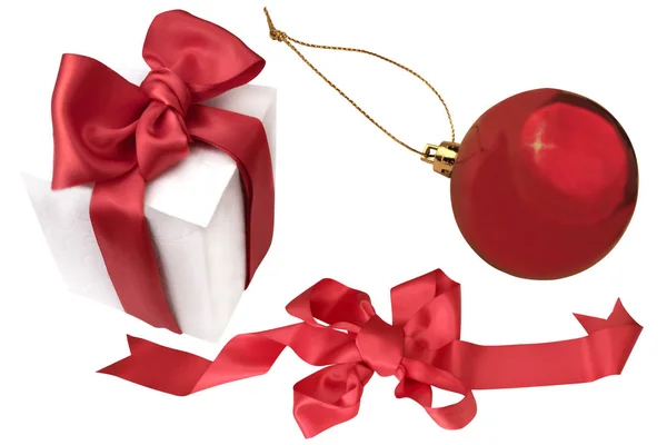 Red christmas ball, ribbon, white gift box — Stock Photo, Image