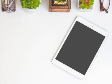 iPad haberi stok fotoğraf | Mockup tablet | iPad Mini | Web sitesi Mockup