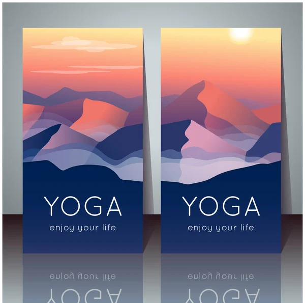 Cartões de ioga vetorial com paisagem de montanha à noite e texto de amostra Ilustrações De Stock Royalty-Free