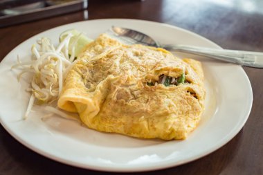 Kızarmış şehriye Tay tarzında, Padthai.