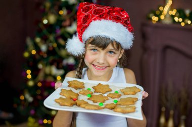 Çocuklar Noel çerezleri fırın