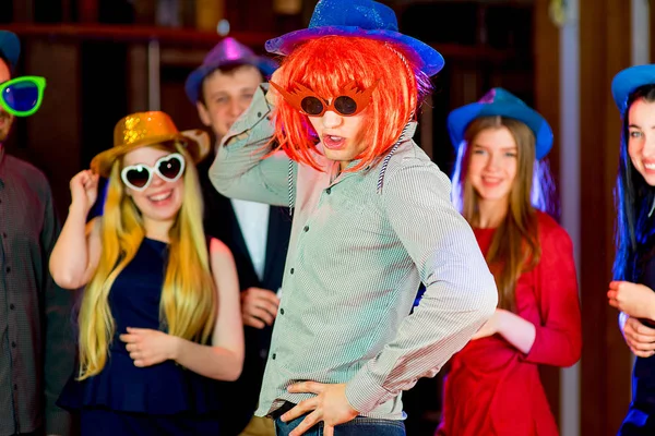 Young peoples birthday party — Stock Photo, Image