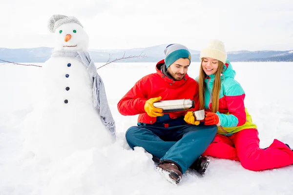 Paar, das eine gute Zeit hat — Stockfoto