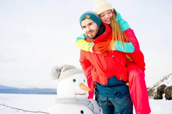 Paar, das eine gute Zeit hat — Stockfoto