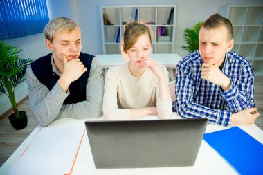 Bilgisayar, üç programcılar