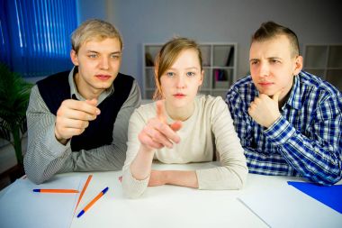 Holografik ekran ile çalışma