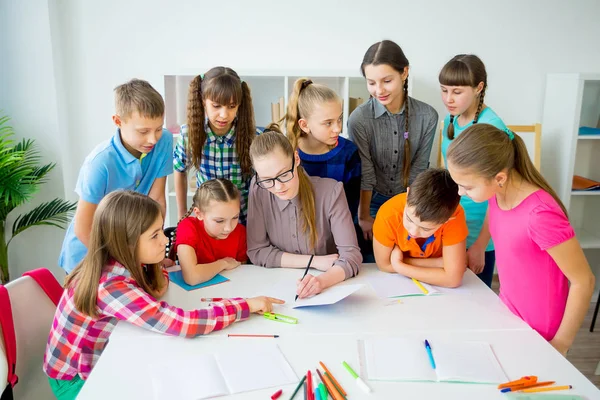 Lesson in elementary school — Stock Photo, Image
