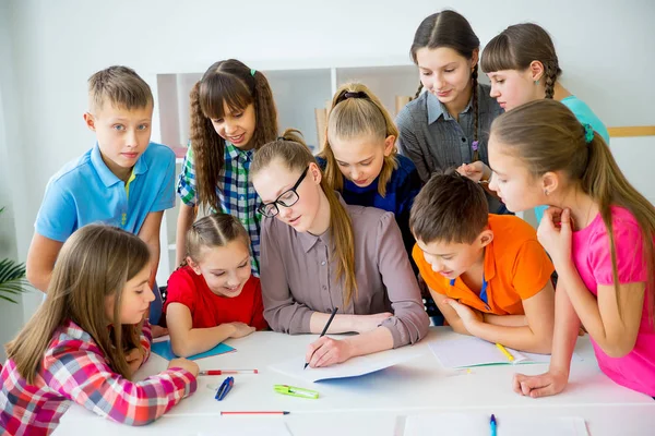 Lesson in elementary school — Stock Photo, Image