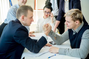 Bilek Güreşi Office