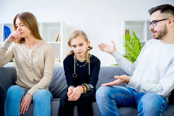 Problemas adolescente chica — Foto de Stock