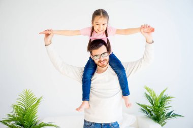 Aile Eğleniyor