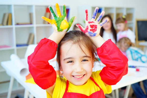 Kunststunde im Kindergarten — Stockfoto