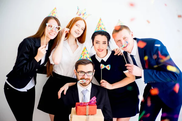 Festa de aniversário do escritório — Fotografia de Stock