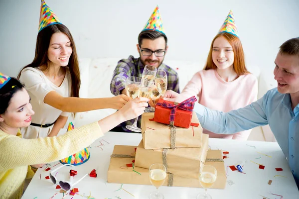 Festa di compleanno a casa — Foto Stock