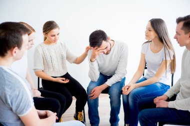 grup terapi oturumu
