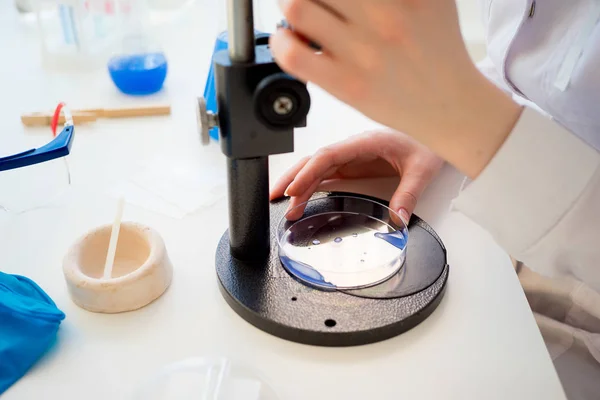 Primo piano delle attrezzature di laboratorio — Foto Stock