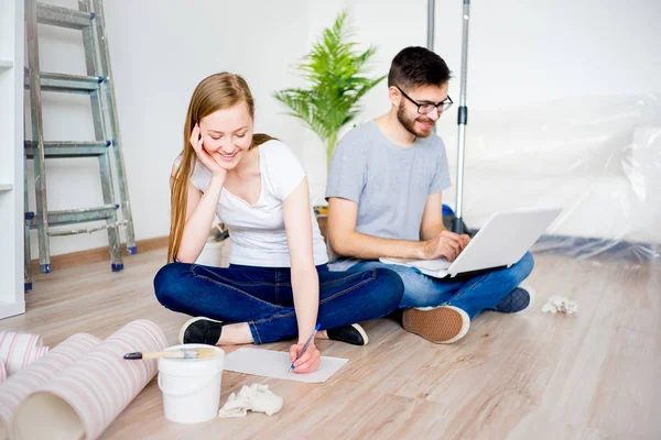 Çift yenilenen daire