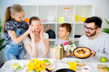 Anneler günü kahvaltı