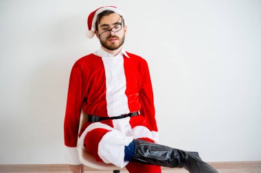 Sıkılmış Noel Baba