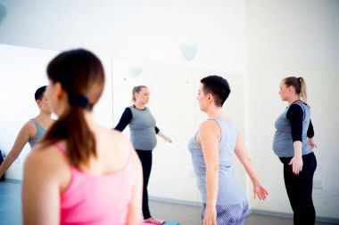 Hamile kadınların fitness egzersizleri yapın