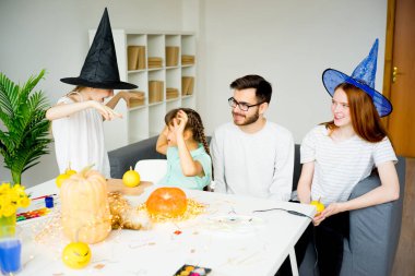 Family celebrating halloween