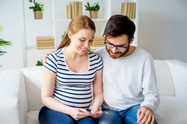 Çift sonogram holding