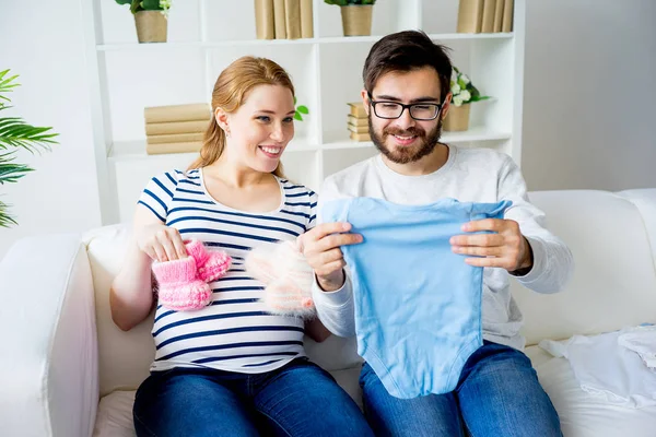 Çift giysiler seçmek