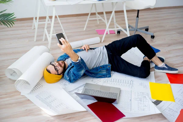 Mimar alarak selfie çalışması sırasında