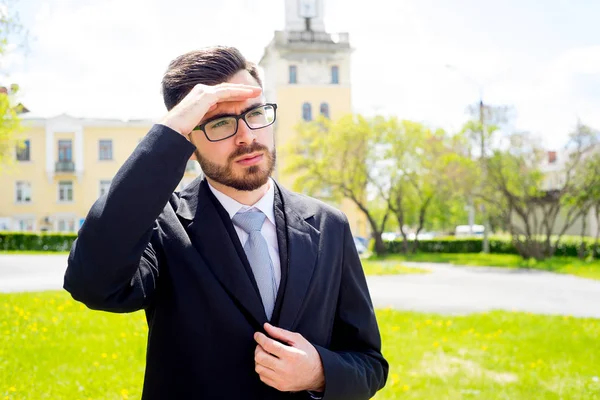 ofis dışında iş adamı