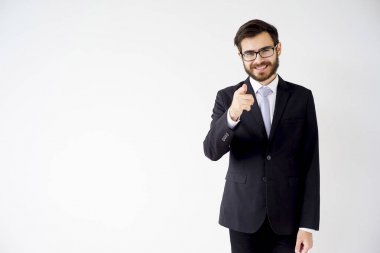 yakışıklı bir adam bir takım elbise