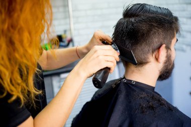 Kuaför soyunma saç