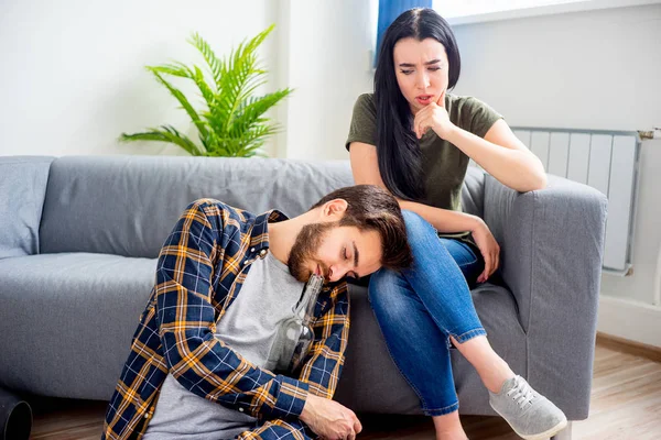 Alkol bağımlısı kocası