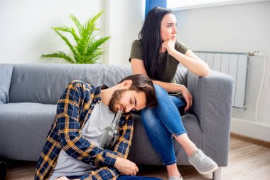 Alkol bağımlısı kocası