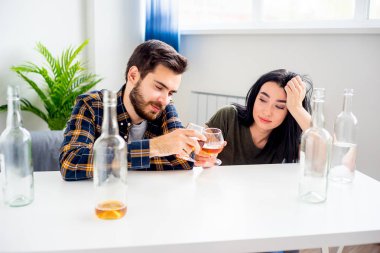 Çift birlikte içme