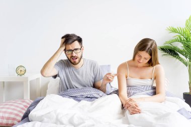 Çift uyuya kalmışım