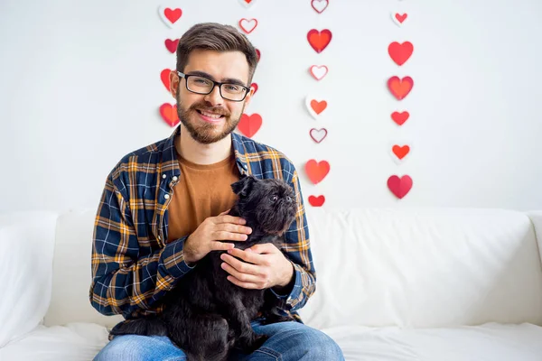 Sevgililer günü ile bir köpek