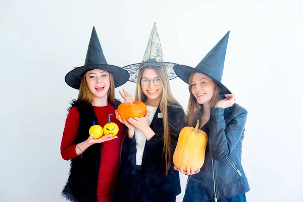 Meisjes halloween vieren — Stockfoto