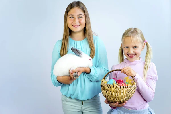 Girls with easter bunny — Stock Photo, Image