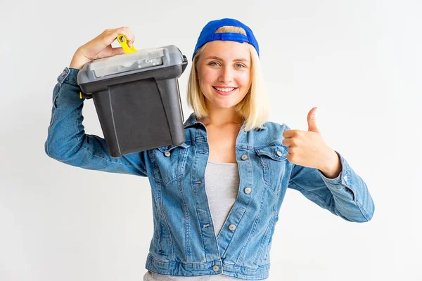 Mädchen mit Werkzeug — Stockfoto