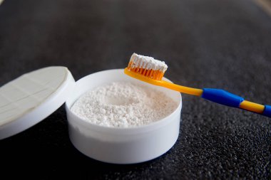 Fırçalama diş şeyler