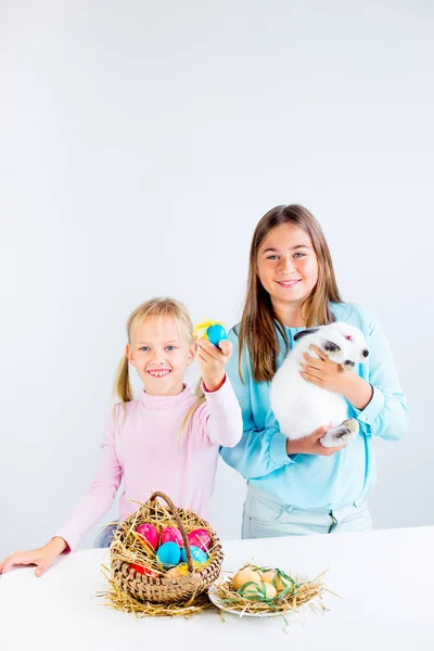 Girls with easter bunny — Stock Photo, Image